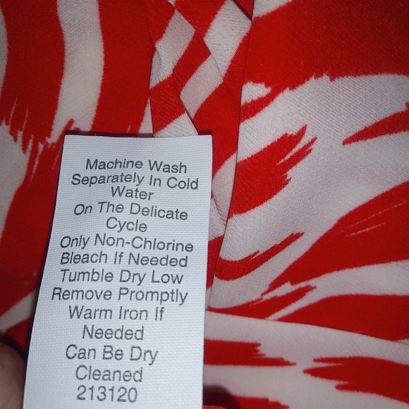 CAbi S Brushstroke Drop Waist Pleated Dress New in Red and White NWT - Picture 10 of 12